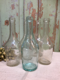 Set of 5 old white glass bottles with a capacity of 250 ml