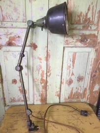 Oude industriële Midgard lamp*