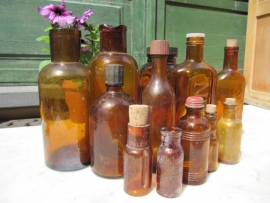 French antique medicine bottle Sirop de Laxatif Gobey