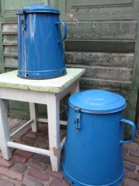 Emaille blauwe bewaarpot van 10 liter