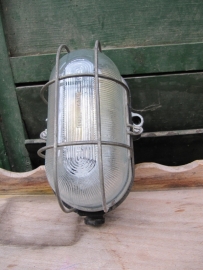 Kooilamp met geribbeld glas en bakelite onderkant