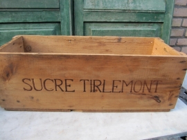 Old wooden sugar transportbox