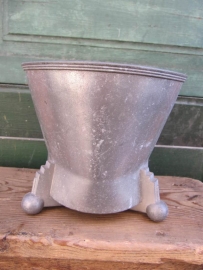 Beautiful vase of metal (art deco) Daalderop