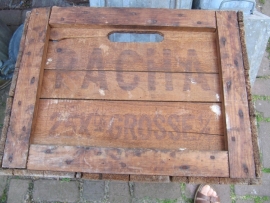 Brocante kist van Pacha Chicoree