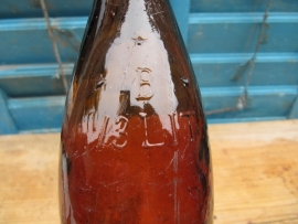 Mooie hele oude bruine fles van 1/3 liter