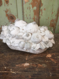 Brocante betonnen fruitschaal