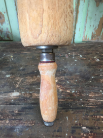 Oude zware deegroller