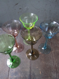 Brocante colored (wine) glass