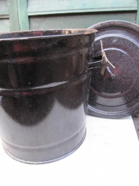 Big brown enamel kettle with lid.