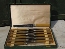 Ancient brocante 12 piece knife set