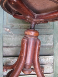 Antieke piano kruk van Thonet