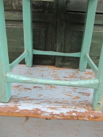 Mooi brocante oud houten groen krukje