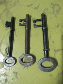 Antique key differnt styles