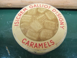 Oud Frans snoepblikje van Galliot d' Isigny