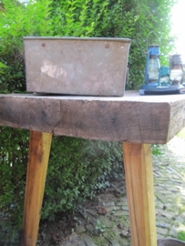Antieke side table met dik blad