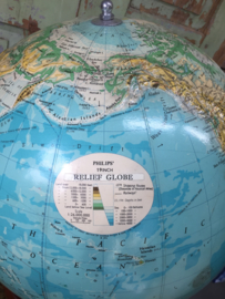Vintage globe with reliëf
