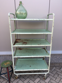Oude industriële metalen trolley/rek