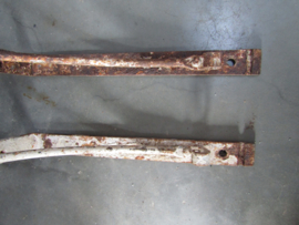 Antieke set planken dragers