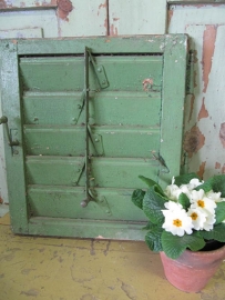Old small shutter green