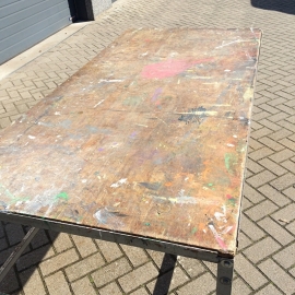 Oude brocante ateliertafel demontabel