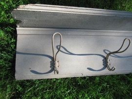 Antieke Franse kapstok met hoedenplank