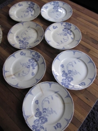 Flat plate Maestrichts pottery series Nemone set of 7 pieces