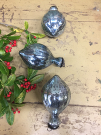 Oud kerstornament