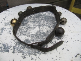 Nice leather strap brocante call