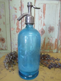 Old blue seltzerbottle