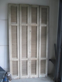 Set of 4 antique shuttered white / light green