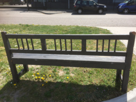 Oude houten bank