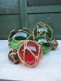 Brocante mondgeblazen glazen drijver groen