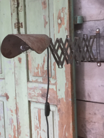 Oude schaarlamp groen/grijs