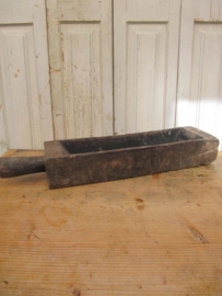 Antieke bak met handvat