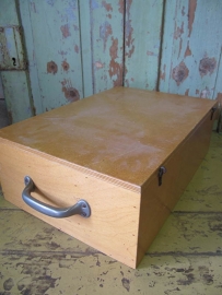 Vintage houten kist met 1 greep