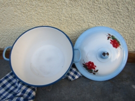 Franse brocante schaal met deksel