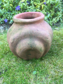 Brocante terracotta pot apart model