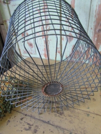 Brocante metalen mand