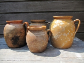 Old Hungarian pottery pot 18 cm high.