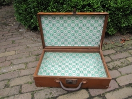 Oud klein bruin Koffertje.