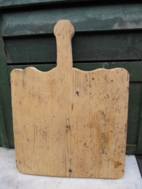 Nice angular cutting board with handle