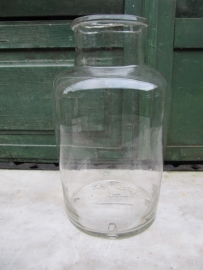 Glass jar of 5 liters