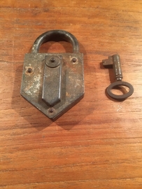 Antiek hangslot