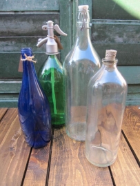 Big bright bracket bottle