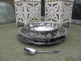 Oude brocante metalen schaal laag model