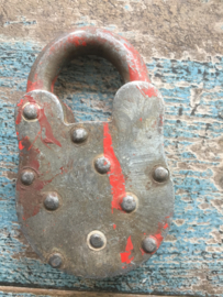 Ijzeren hangslot met sleutel