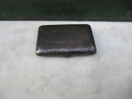Frans brocante metalen sigarettenkokertje