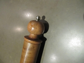 Brocante houten pepermolen