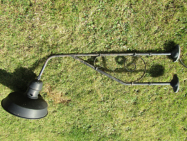 Oude grote Franse metalen muurlamp