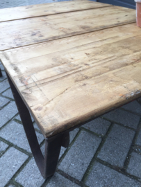 Industriële pallet (salon)tafel*